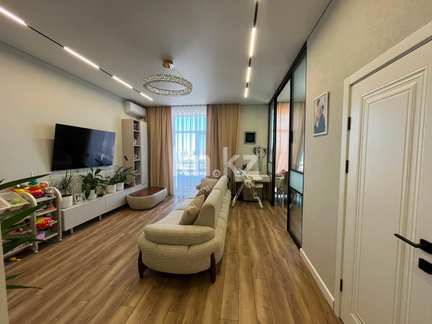 Продажа 2-комнатной квартиры, 71 м² в Караганде