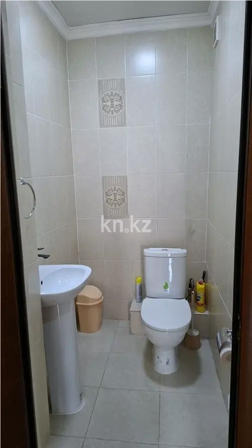 Продажа 2-комнатной квартиры, 75 м², пр. Кошкарбаева, дом  40/1 в Астане - фото 5