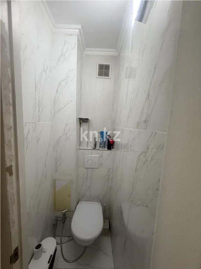 Продажа 3-комнатной квартиры, 60 м², мкр-н 11, дом  22 в Алматы - фото 6