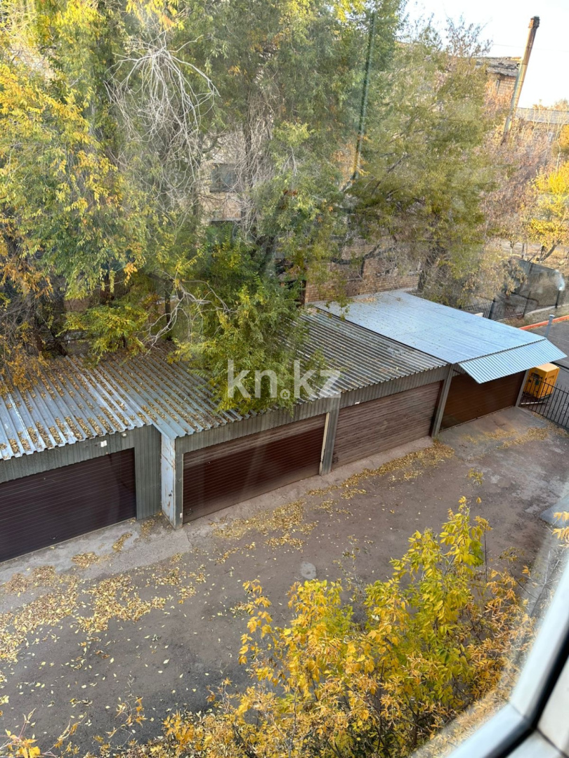 Продажа 6-комнатной квартиры, 220 м², ул. Ержанова, дом  12 - Продажа  пятикомнатных квартир в Караганде без посредников фото 9 из 13