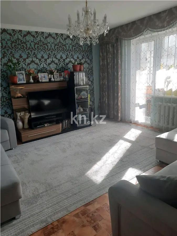 Продажа 4-комнатной квартиры, 82 м², мкр-н Степной-3, дом  4 - Продажа  четырехкомнатных квартир в Караганде без посредников фото 1 из 8