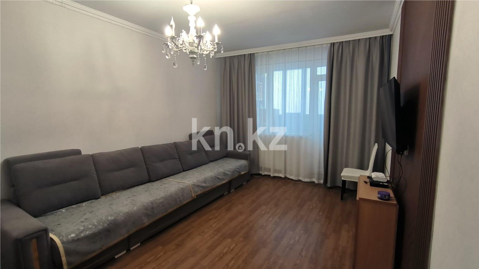 Продажа 3-комнатной квартиры, 81 м², ул. Сарыарка - Продажа квартир в Караганде фото 1 из 21