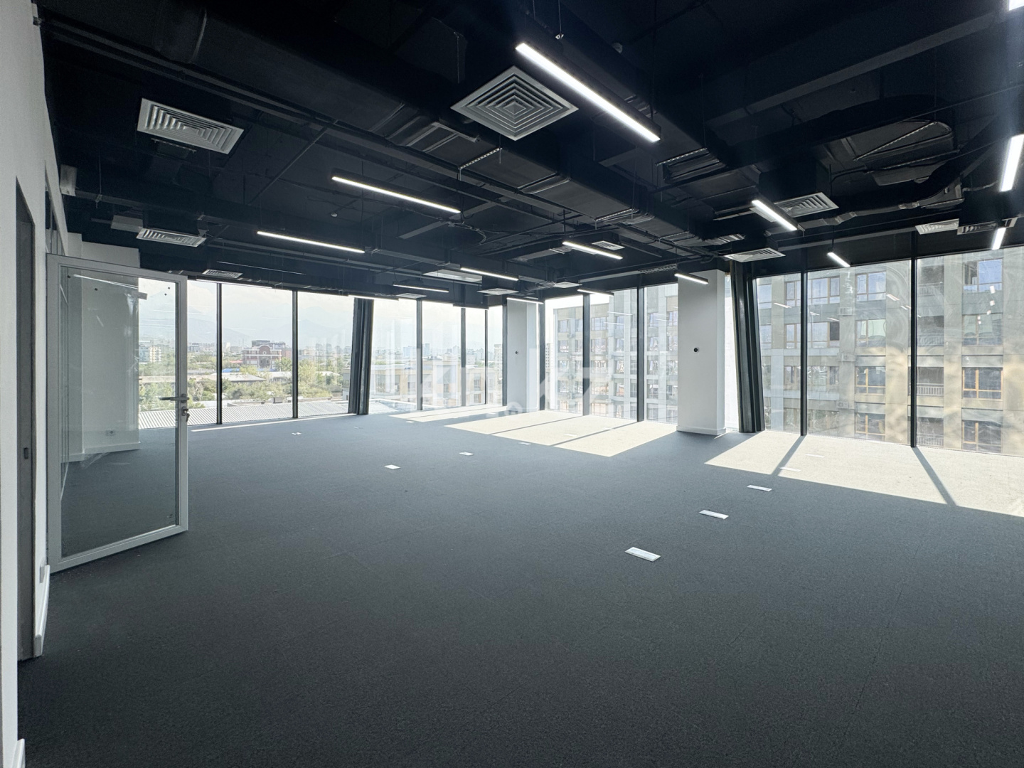 Аренда , ул. Наурызбай батыра, дом  17А в Алматы - фото 3