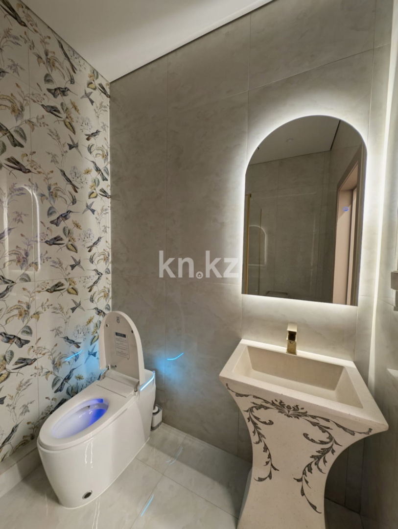 Продажа 2-комнатной квартиры, 80.3 м² - Продажа жилой и коммерческой недвижимости в Уральске фото 19 из 26
