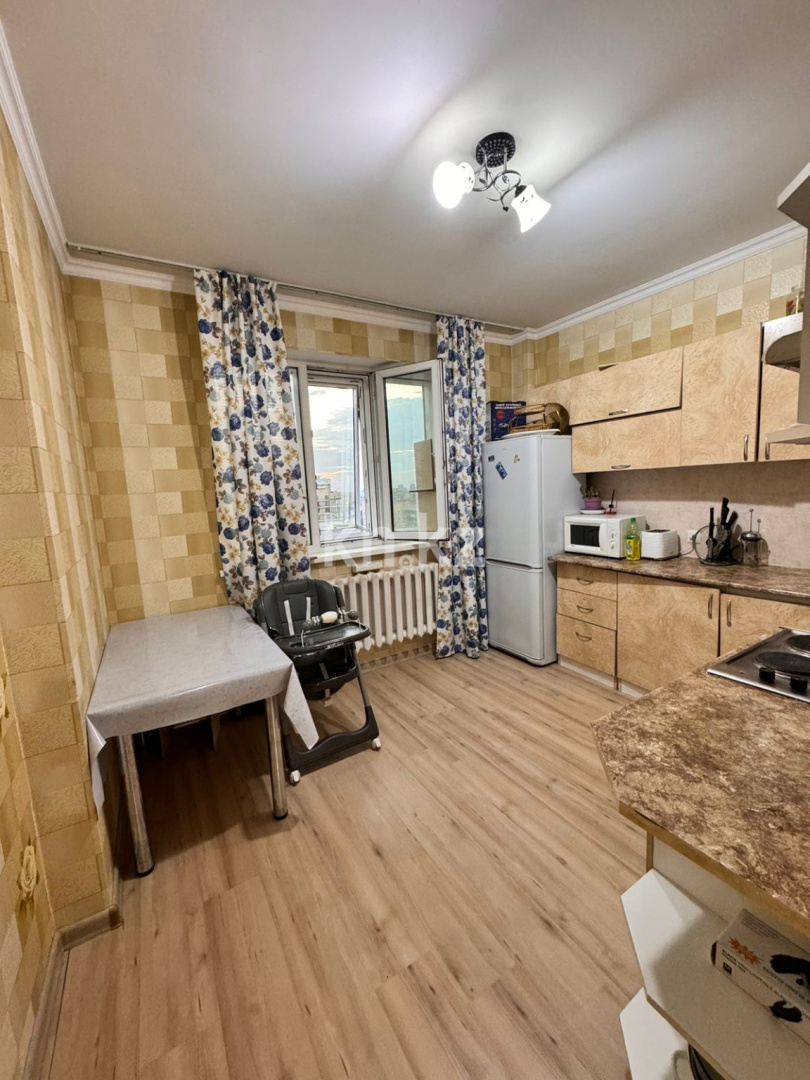 Аренда 1-комнатной квартиры, 39 м², ул. Сейфуллина, дом  41 - Аренда  однокомнатных квартир помесячно в Астане с фото фото 1 из 4