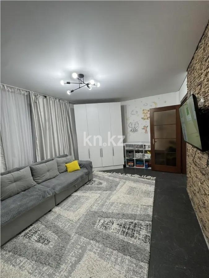 Продажа 2-комнатной квартиры, 42 м² - Продажа квартир в деревянном доме в Алматы фото 1 из 5
