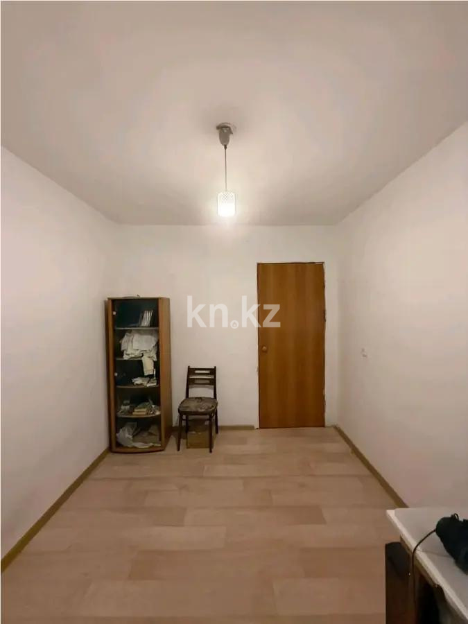Продажа 4-комнатной квартиры, 74 м², пр. Республики, дом  32 - Продажа  четырехкомнатных квартир в Караганде фото 4 из 5