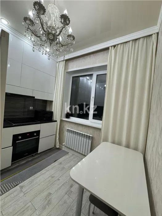Продажа 3-комнатной квартиры, 89 м², ул. Дюсембекова, дом  44/2 в Караганде - фото 4
