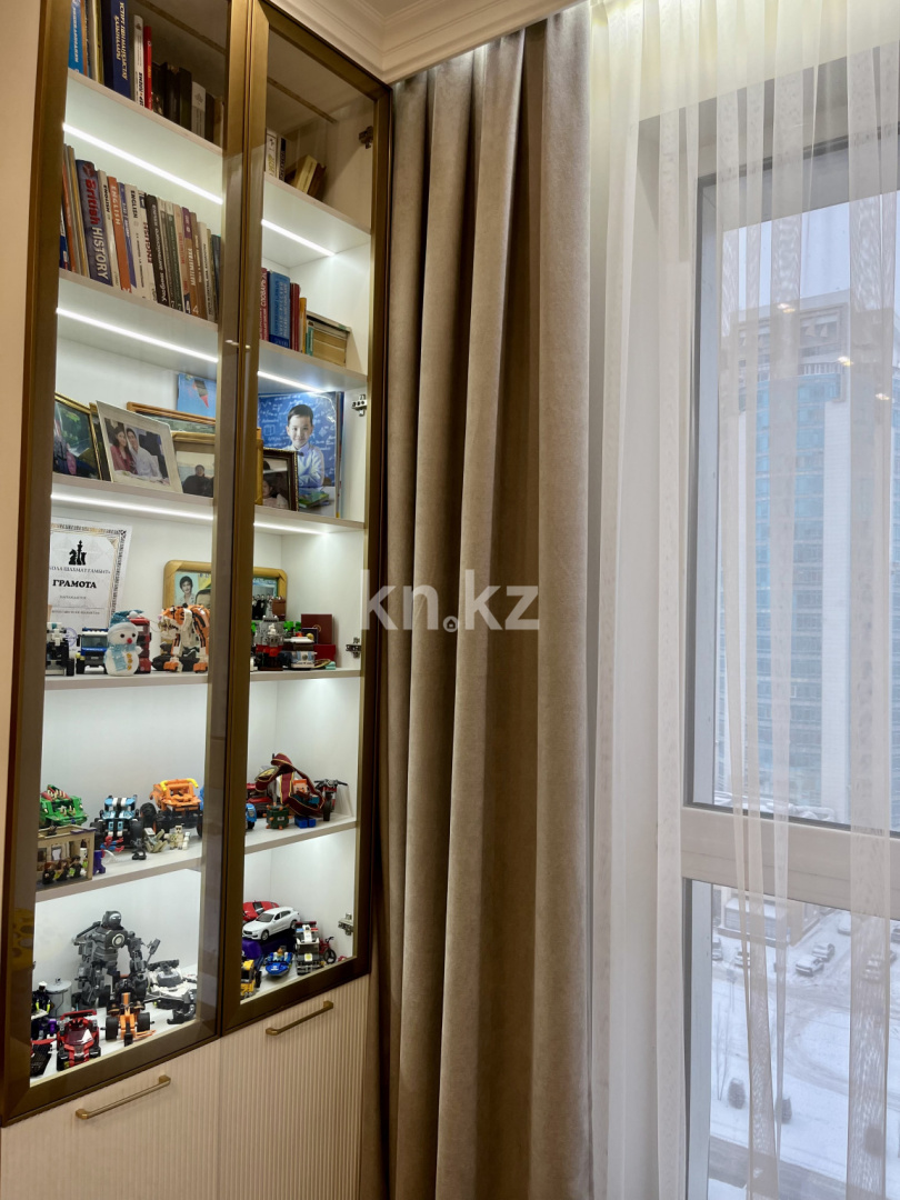 Продажа 3-комнатной квартиры, 105 м², ул. Сарайшык, дом  8 в Астане - фото 3