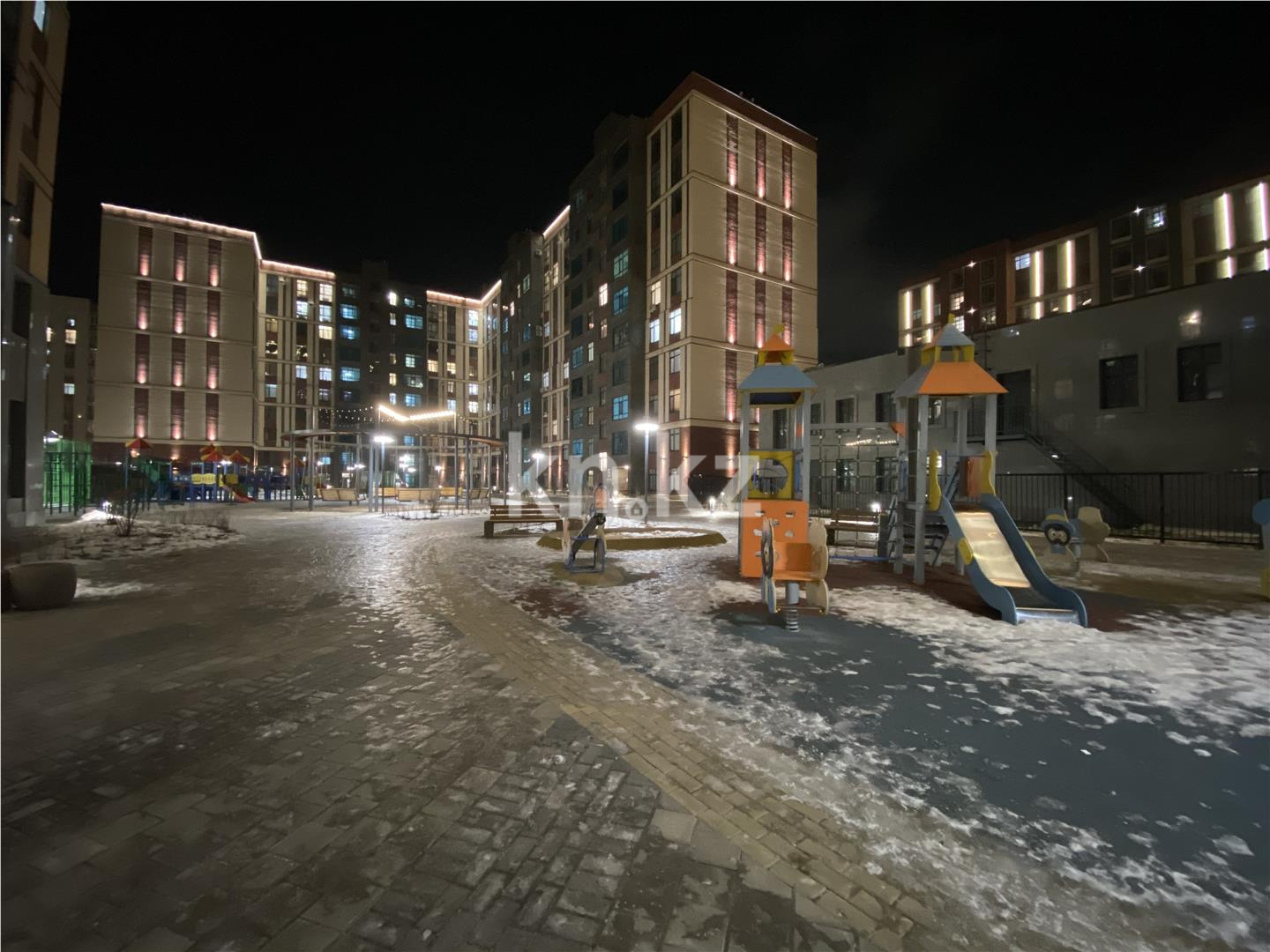 Продажа 3-комнатной квартиры, 77 м², ул. Букетова, дом  3/3 в Караганде - фото 25