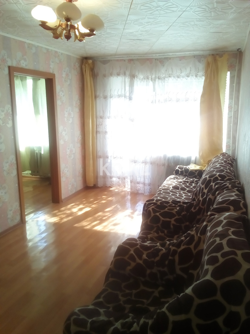 Аренда 3-комнатной квартиры, 56 м², пр. Бухар-жырау, дом  52 - Аренда квартир помесячно в Караганде без посредников фото 1 из 10