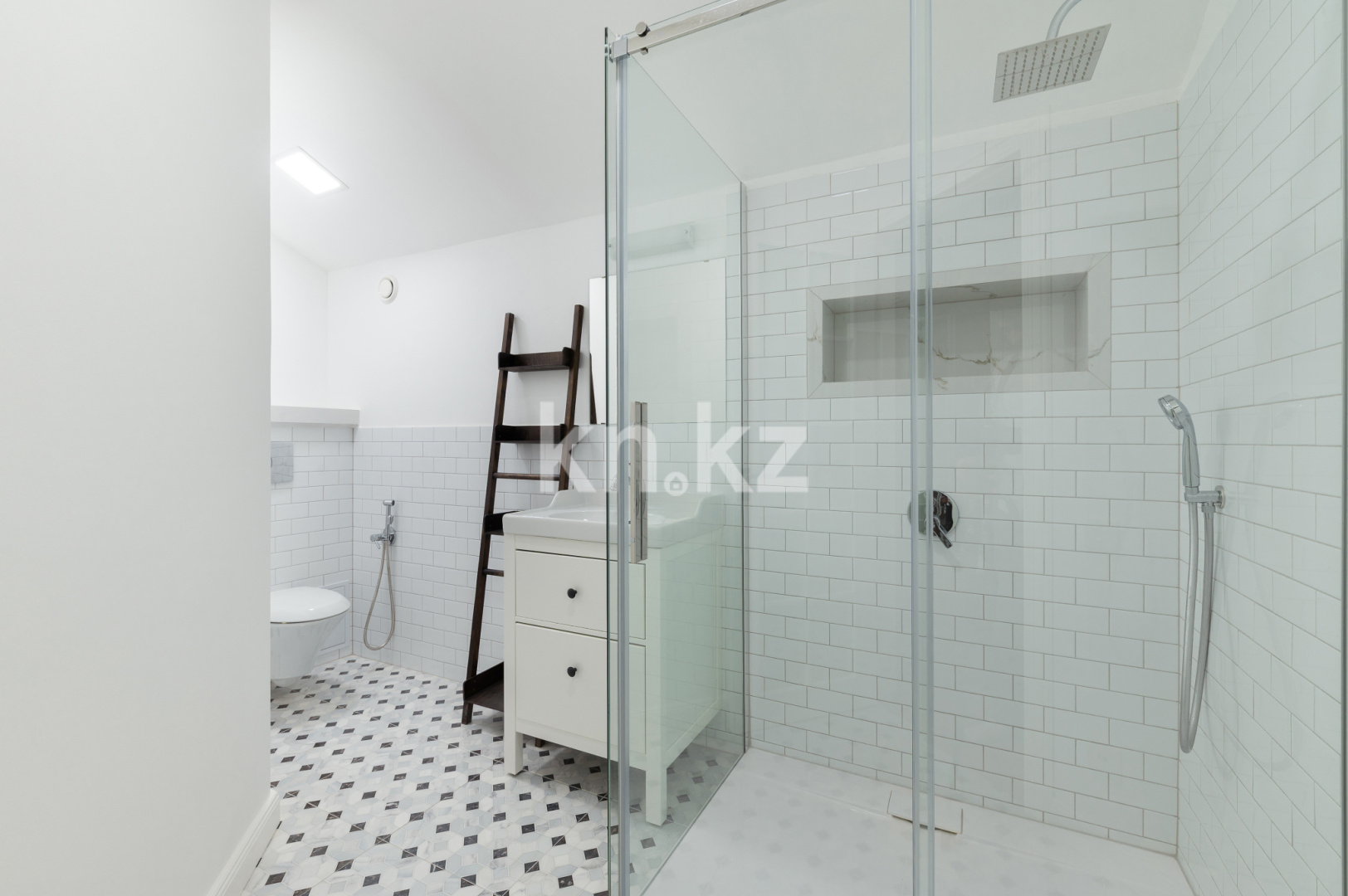 Продажа 4-комнатной квартиры, 188 м² - Продажа четырехкомнатных квартир в Караганде фото 14 из 14