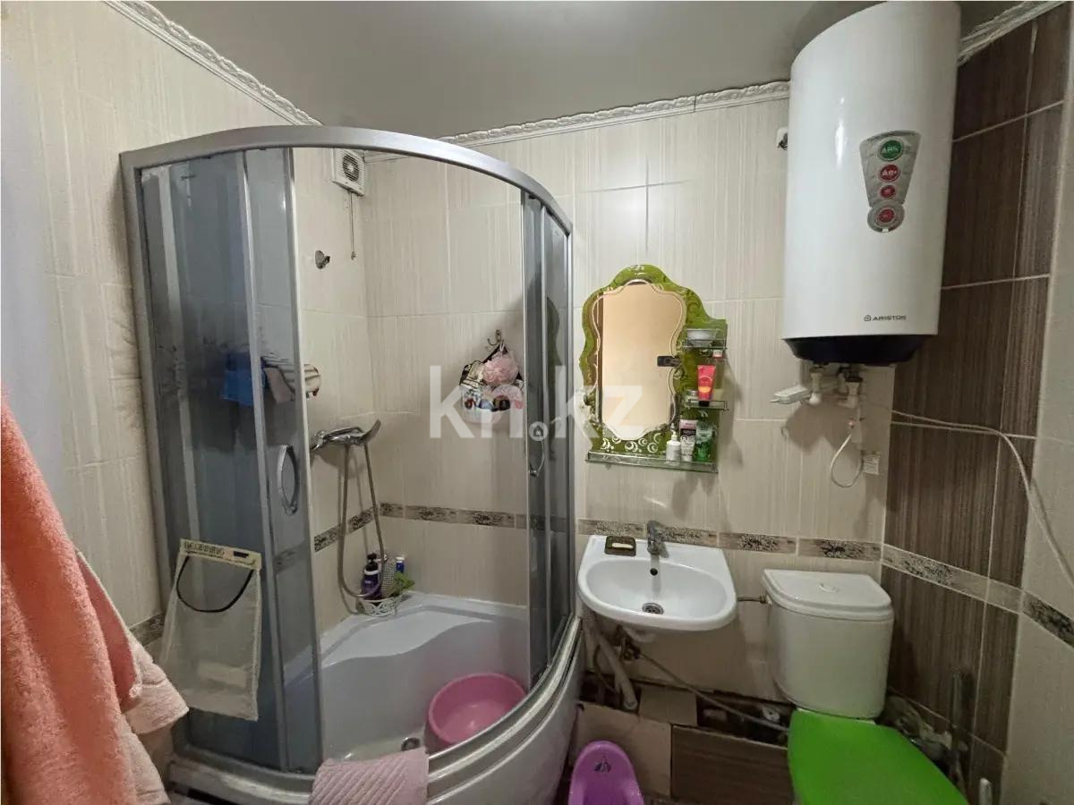 Продажа 2-комнатной квартиры, 43 м², мкр-н 23, дом  22 - Продажа  двухкомнатных квартир в Караганде фото 5 из 6