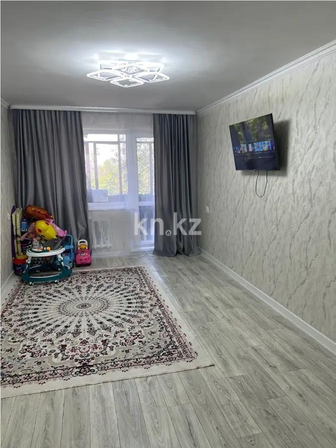 Продажа 2-комнатной квартиры, 48 м², 2 кв-л, дом  24 - Продажа двухкомнатных квартир в Караганде в Майкудуке фото 1 из 4