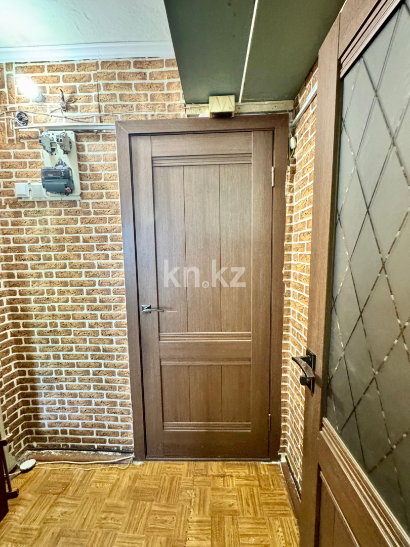 Продажа 2-комнатной квартиры, 42 м², ул. Зелинского, дом  26/1 - Продажа  двухкомнатных квартир в Караганде фото 29 из 32