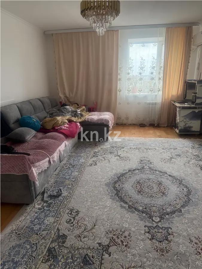 Продажа 3-комнатной квартиры, 79 м², ул. Ермекова, дом  106/6 - Продажа квартир в Караганде без посредников фото 1 из 6