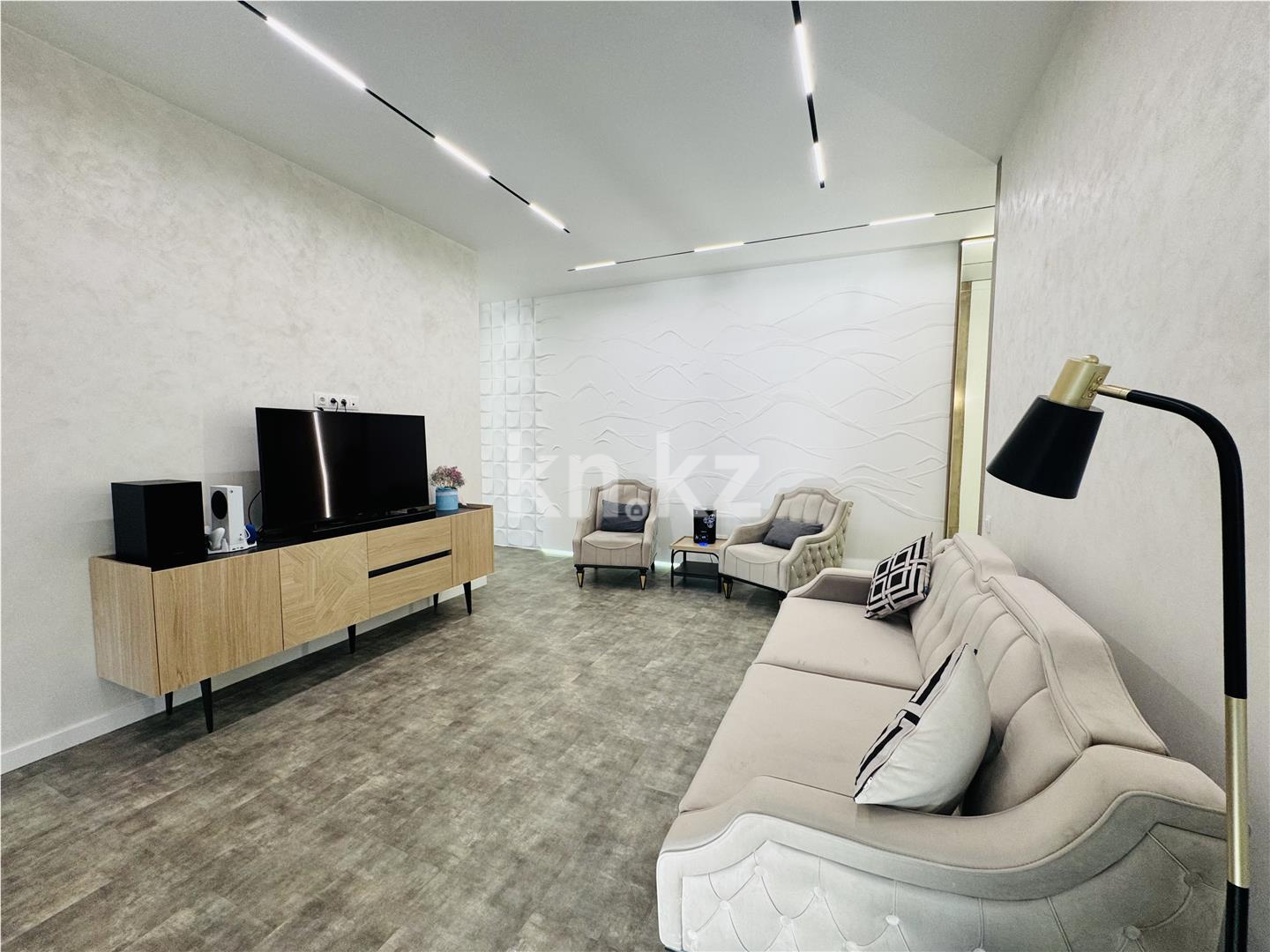 Продажа 3-комнатной квартиры, 106 м², пр. Туран в Астане - фото 2