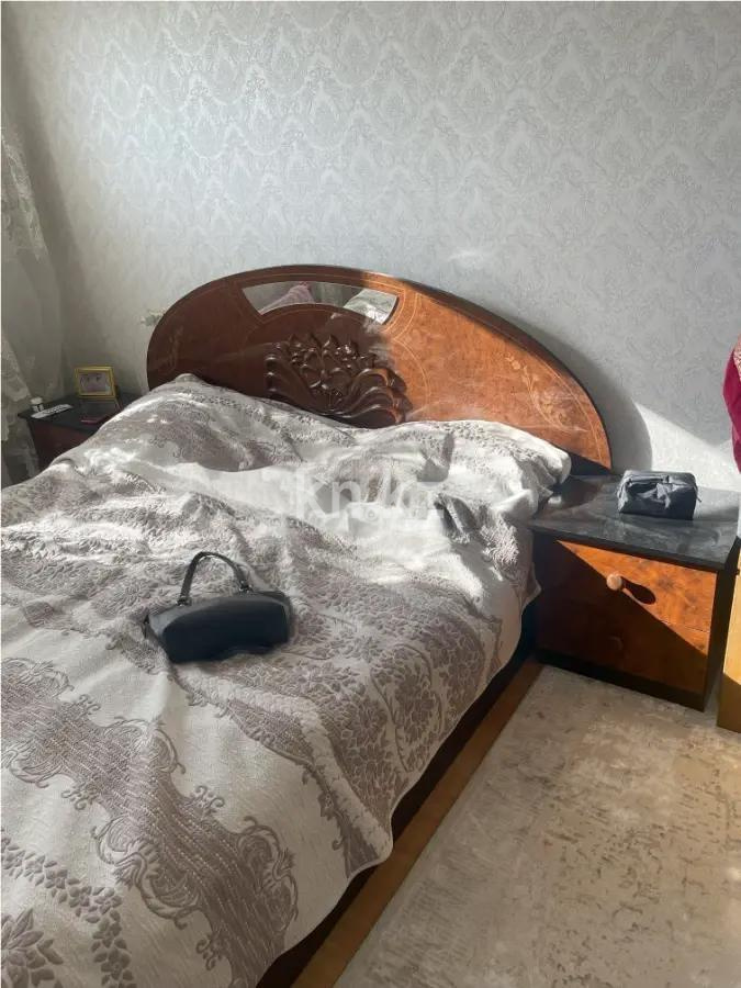 Продажа 3-комнатной квартиры, 60 м², мкр-н Айнабулак-3, дом  104 - Продажа квартир в Алматы фото 1 из 5