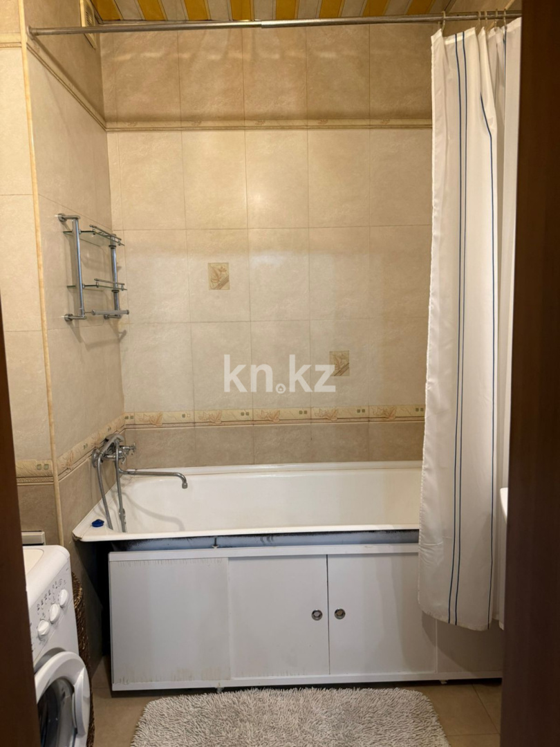 Аренда 3-комнатной квартиры, 75 м² - Аренда трехкомнатных квартир помесячно в Алматы фото 14 из 16