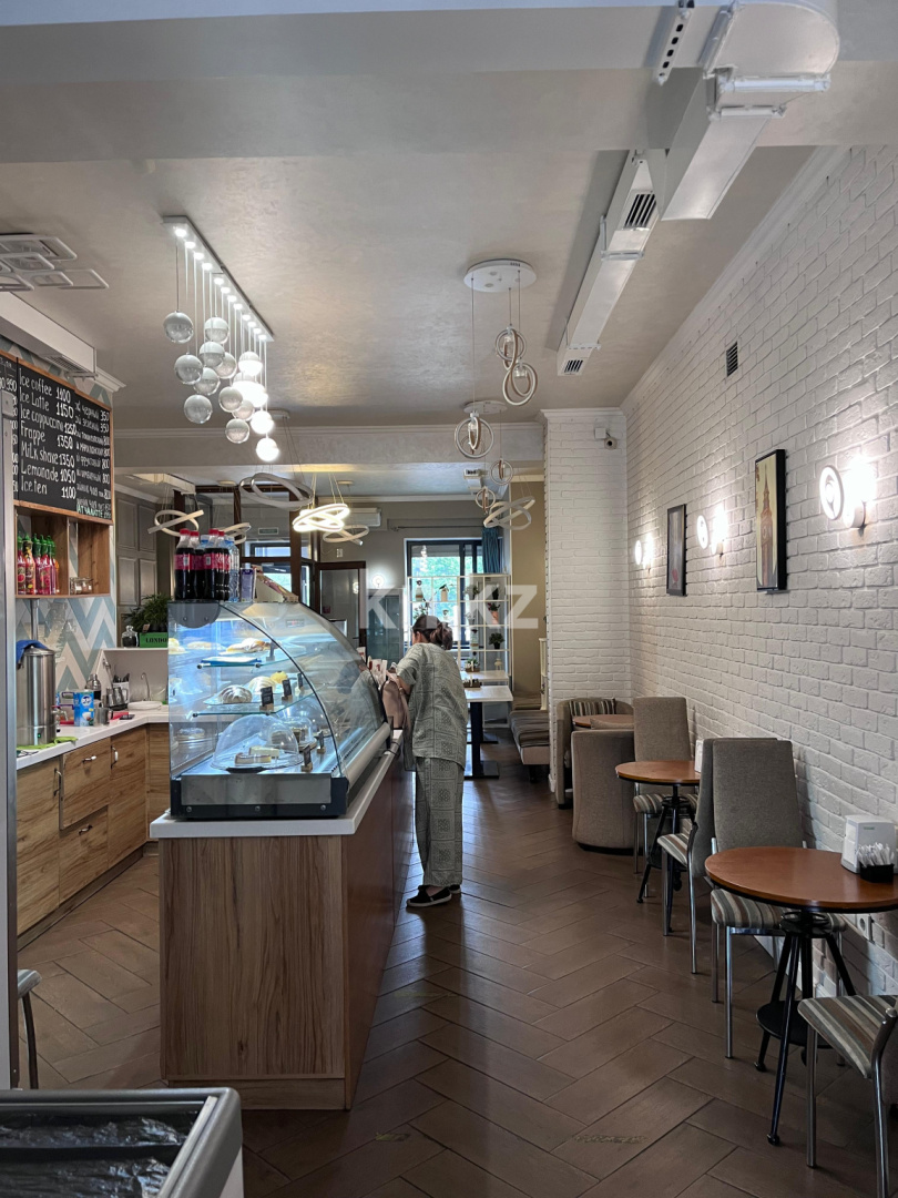 Продажа , 100 м², мкр. Аксай-4, дом  119 - ул. Жубанова - Продажа офисных и торговых помещений в Алматы без посредников фото 2 из 9