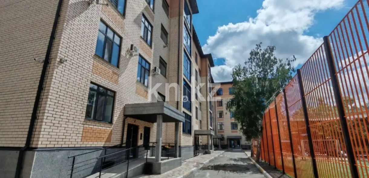 Продажа 2-комнатной квартиры, 45 м², ул. Сатыбалдина, дом  17/4 - Продажа  двухкомнатных квартир в новостройках Караганды без посредников фото 1 из 3