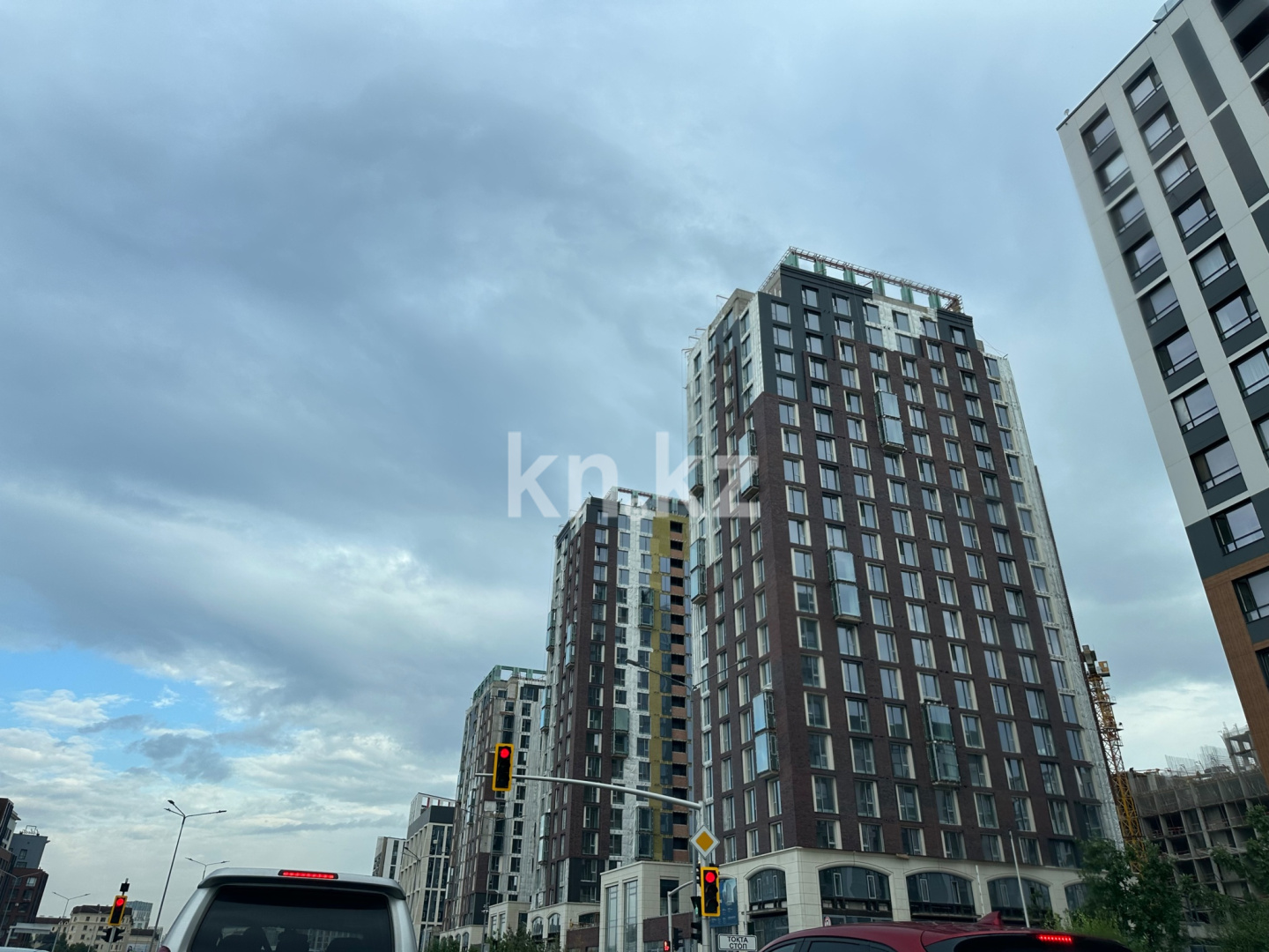 Продажа 5-комнатной квартиры, 163 м² - Продажа пятикомнатных и более квартир в р-не Нура Астаны фото 2 из 4