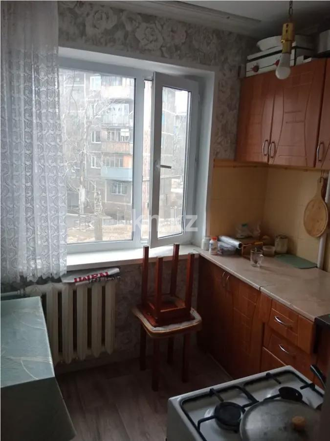 Продажа 3-комнатной квартиры, 48 м², мкр-н 13, дом  3 - Продажа  трехкомнатных квартир в Караганде фото 4 из 5