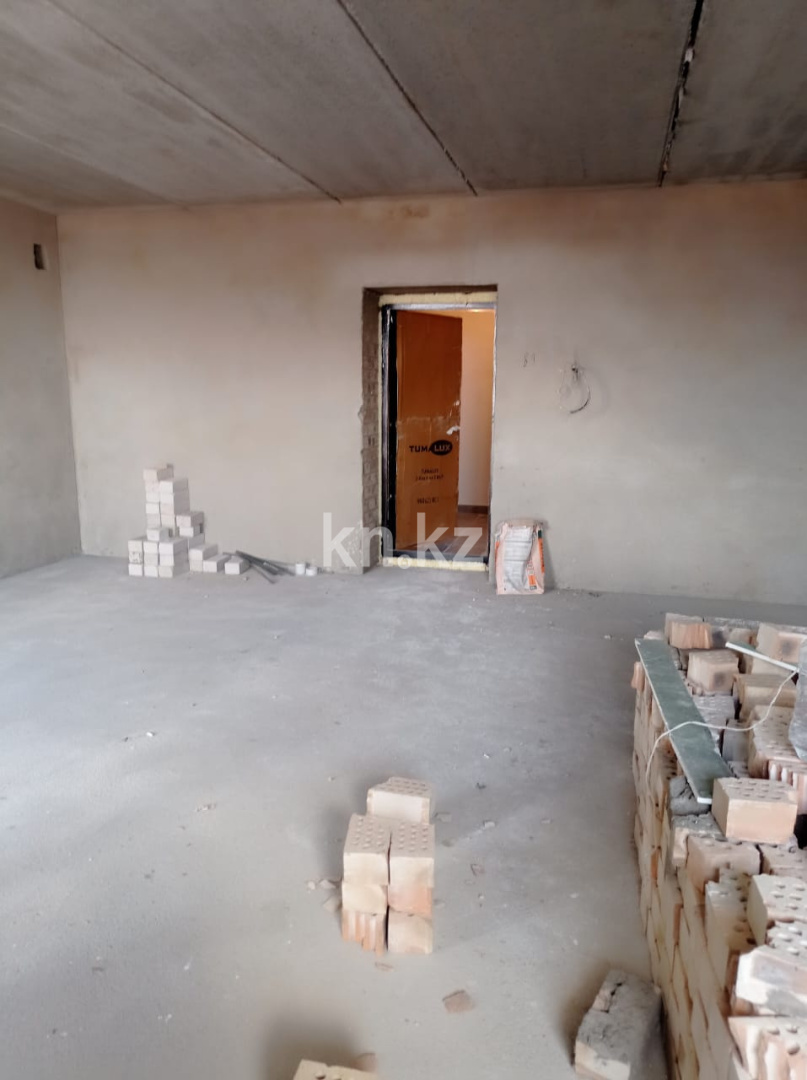 Продажа 1-комнатной квартиры, 41 м², ул. Муканова, дом  51 в Караганде - фото 3