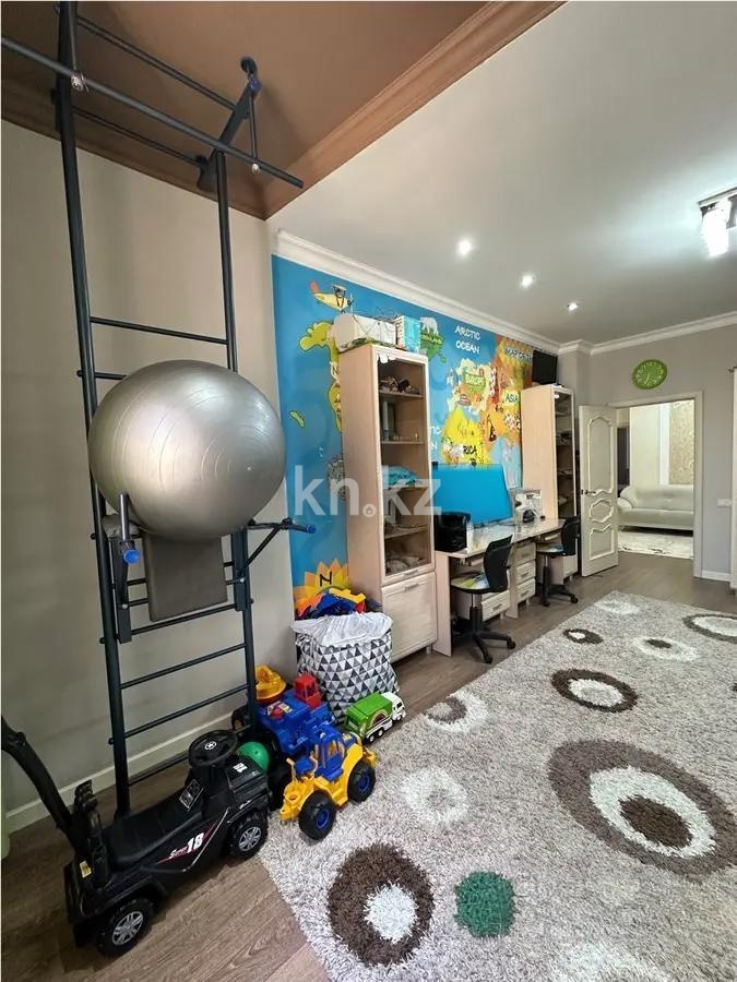 Продажа 4-комнатной квартиры, 146 м², ул. Керей, Жанибек хандар, дом  22 в Астане - фото 2