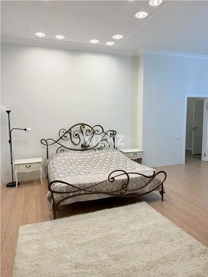 Продажа 5-комнатной квартиры, 228 м² - Продажа действующего бизнеса в Таразе фото 2 из 9