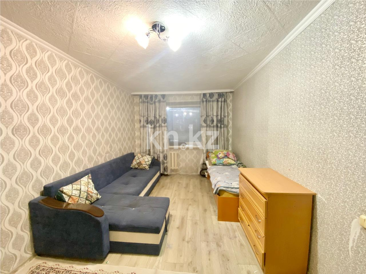 Продажа 3-комнатной квартиры, 63 м², мкр-н 14 - Продажа квартир в Караганде фото 3 из 11