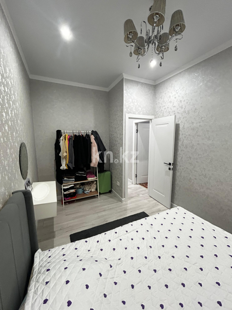 Продажа 3-комнатной квартиры, 83 м², ул. Муканова, дом  61/2 в Караганде - фото 5