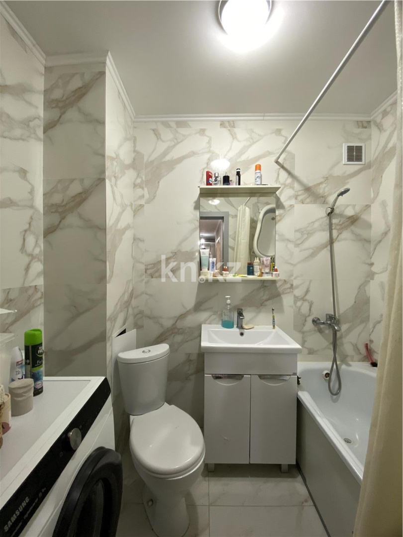 Продажа 2-комнатной квартиры, 60 м², ул. Азербаева в Астане - фото 7