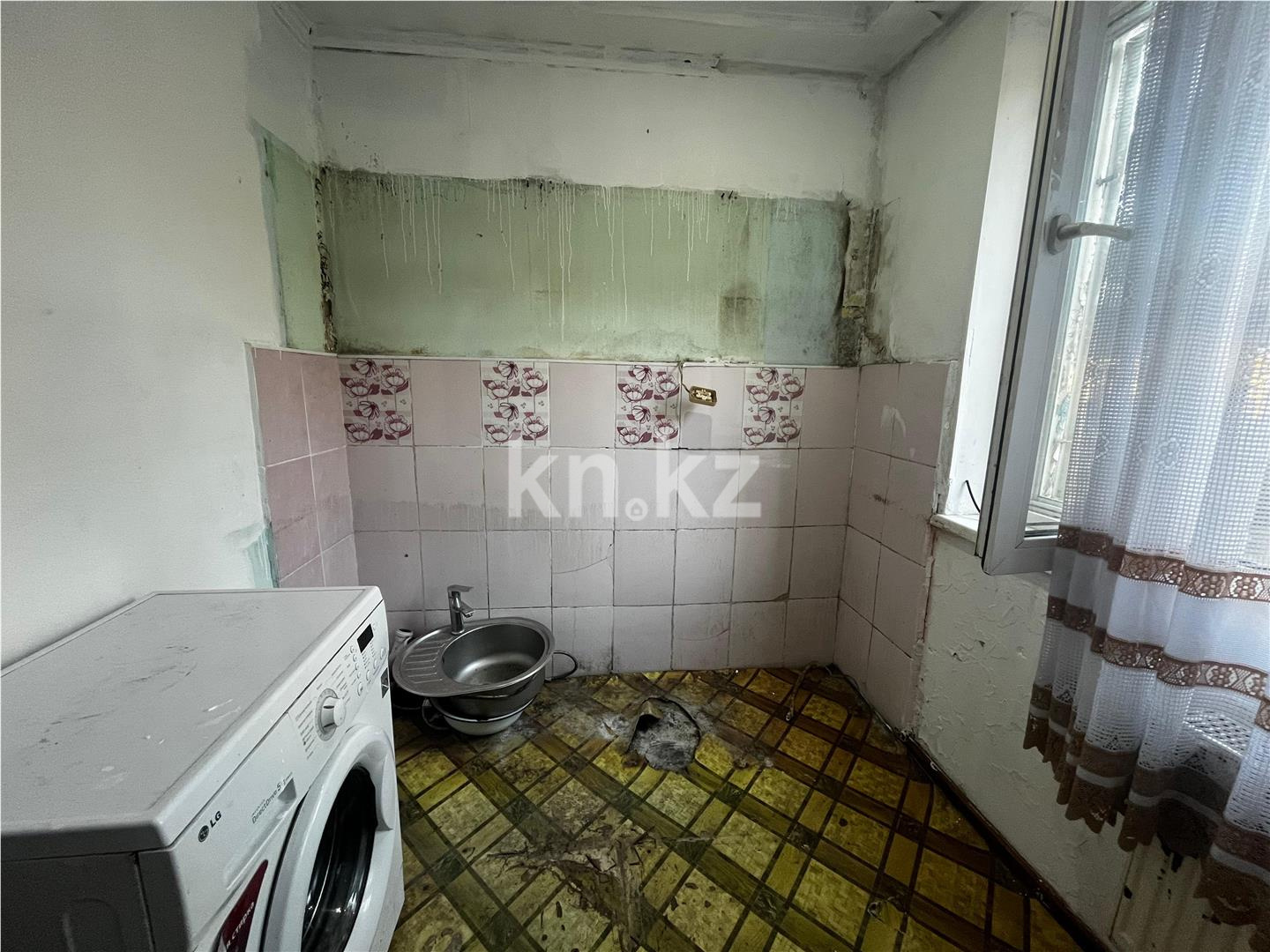 Продажа 3-комнатной квартиры, 62 м², мкр-н 14 - Продажа квартир в Караганде фото 8 из 12