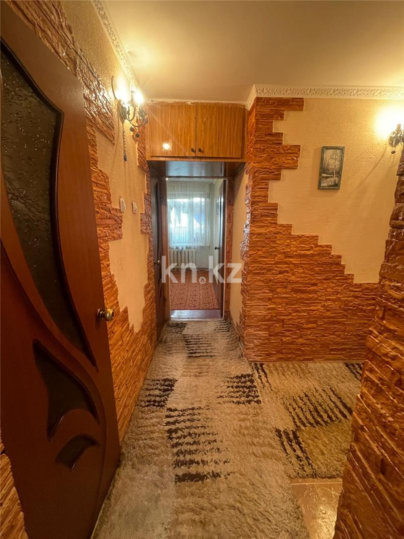 Продажа 3-комнатной квартиры, 65 м², пр. Республики, дом  18 в Караганде - фото 10