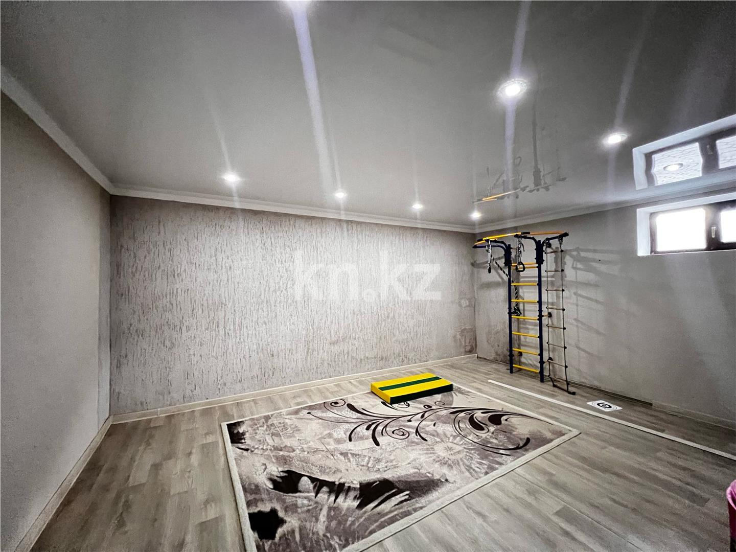 Продажа 7-комнатного дома, 320 м², ул. Кабжанова - Продажа домов, коттеджей в Караганде фото 27 из 36