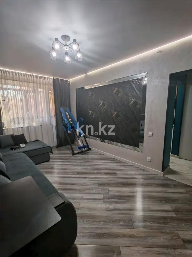 Продажа 3-комнатной квартиры, 63 м², ул. Кемеровская, дом  51 в Караганде