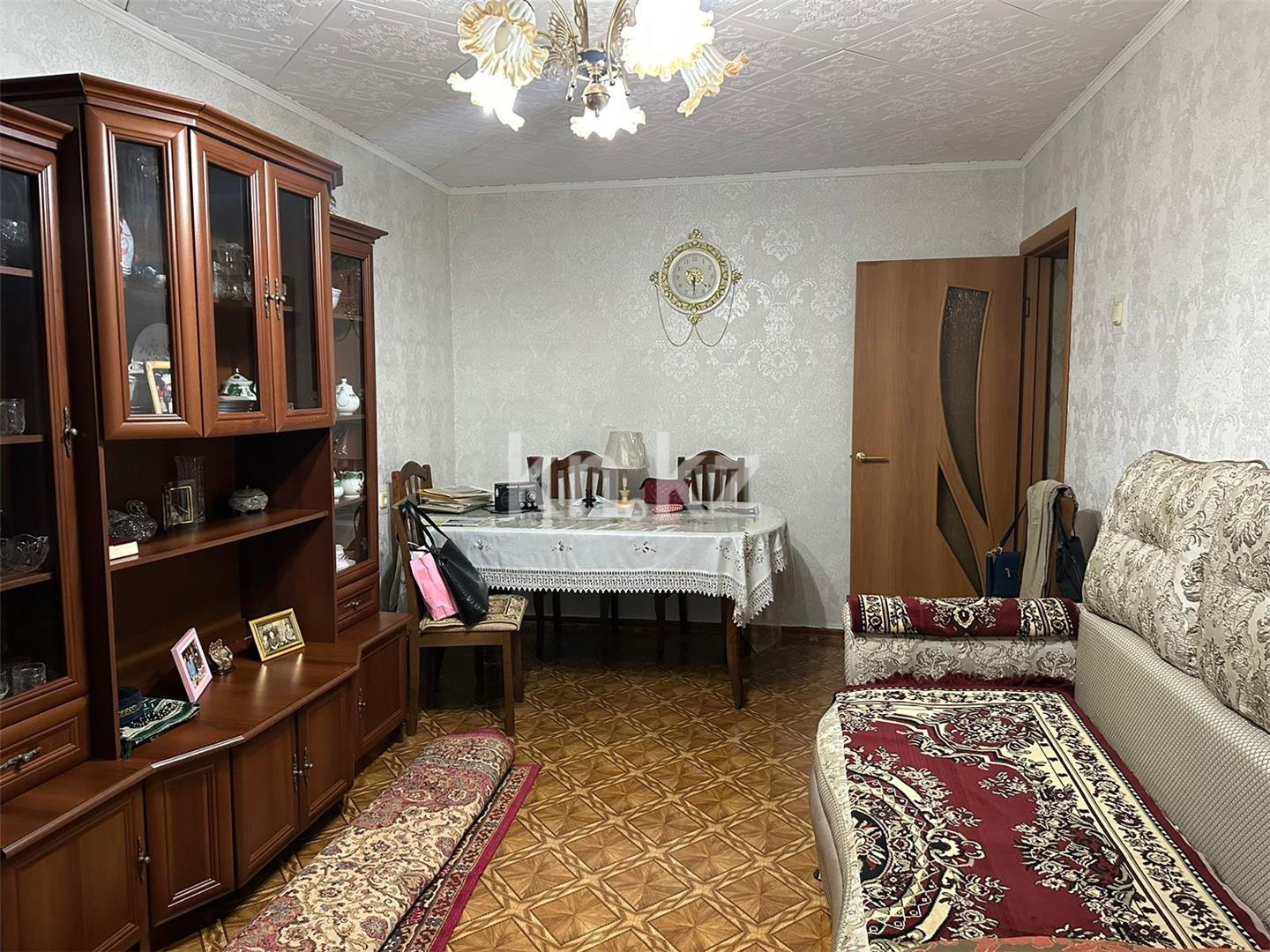 Продажа 2-комнатной квартиры, 43 м², мкр-н 15 - Продажа квартир в Караганде фото 2 из 12