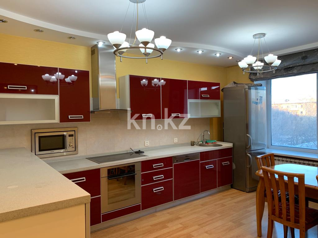Аренда 4-комнатной квартиры, 150 м², ул. Ерубаева, дом  50/5 - Аренда квартиры помесячно в Караганде фото 1 из 14