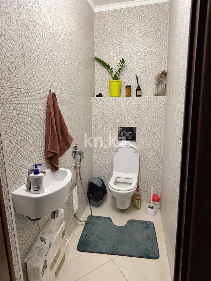 Продажа 2-комнатной квартиры, 65 м² в Астане - фото 5