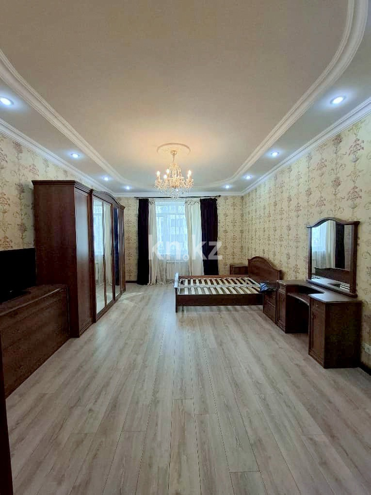 Аренда 4-комнатной квартиры, 130 м² - Аренда недвижимости в Алматы фото 9 из 19
