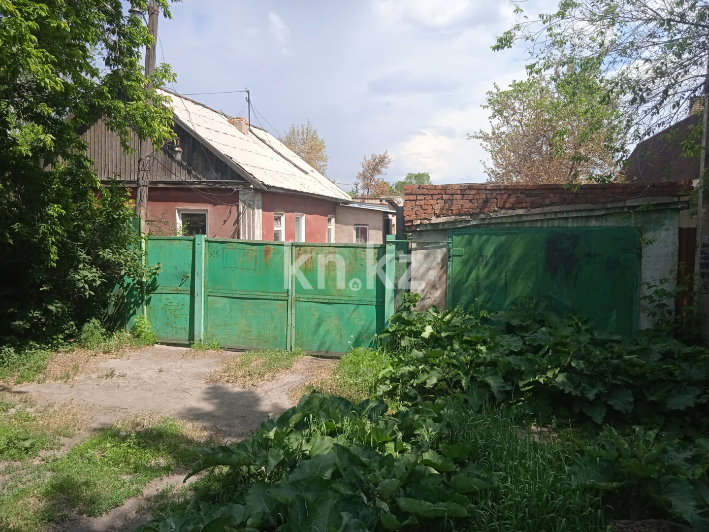 Продажа 5-комнатного дома, 92 м², ул. Камская, дом  25 - Продажа домов и коттеджей в Караганде фото 1 из 5