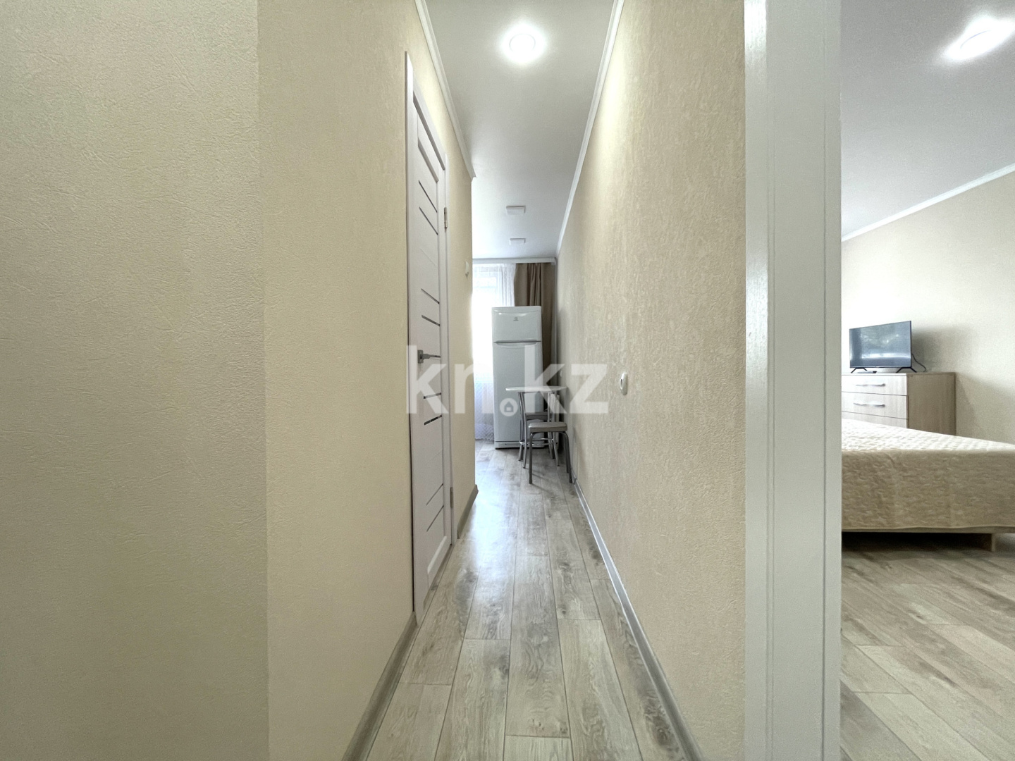 Аренда 1-комнатной квартиры посуточно, 1 м², ул. Жамбыла Жабаева, дом  170 - Аренда квартир посуточно в Петропавловске фото 5 из 8