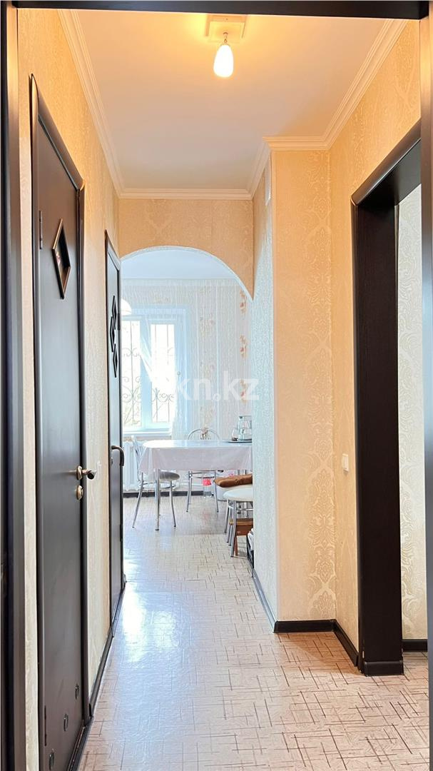 Продажа 3-комнатной квартиры, 71 м² - Продажа трехкомнатных квартир от собственников в Караганде - страница 2 фото 17 из 24