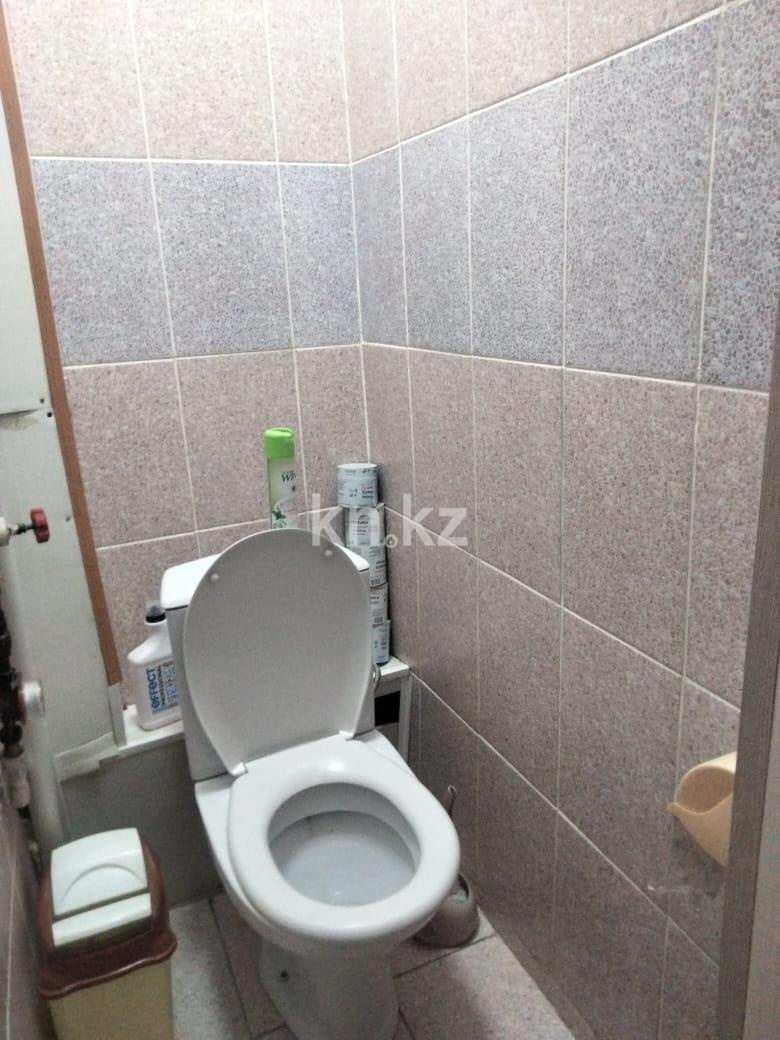 Продажа 3-комнатной квартиры, 63 м², мкр-н 15 в Караганде - фото 7