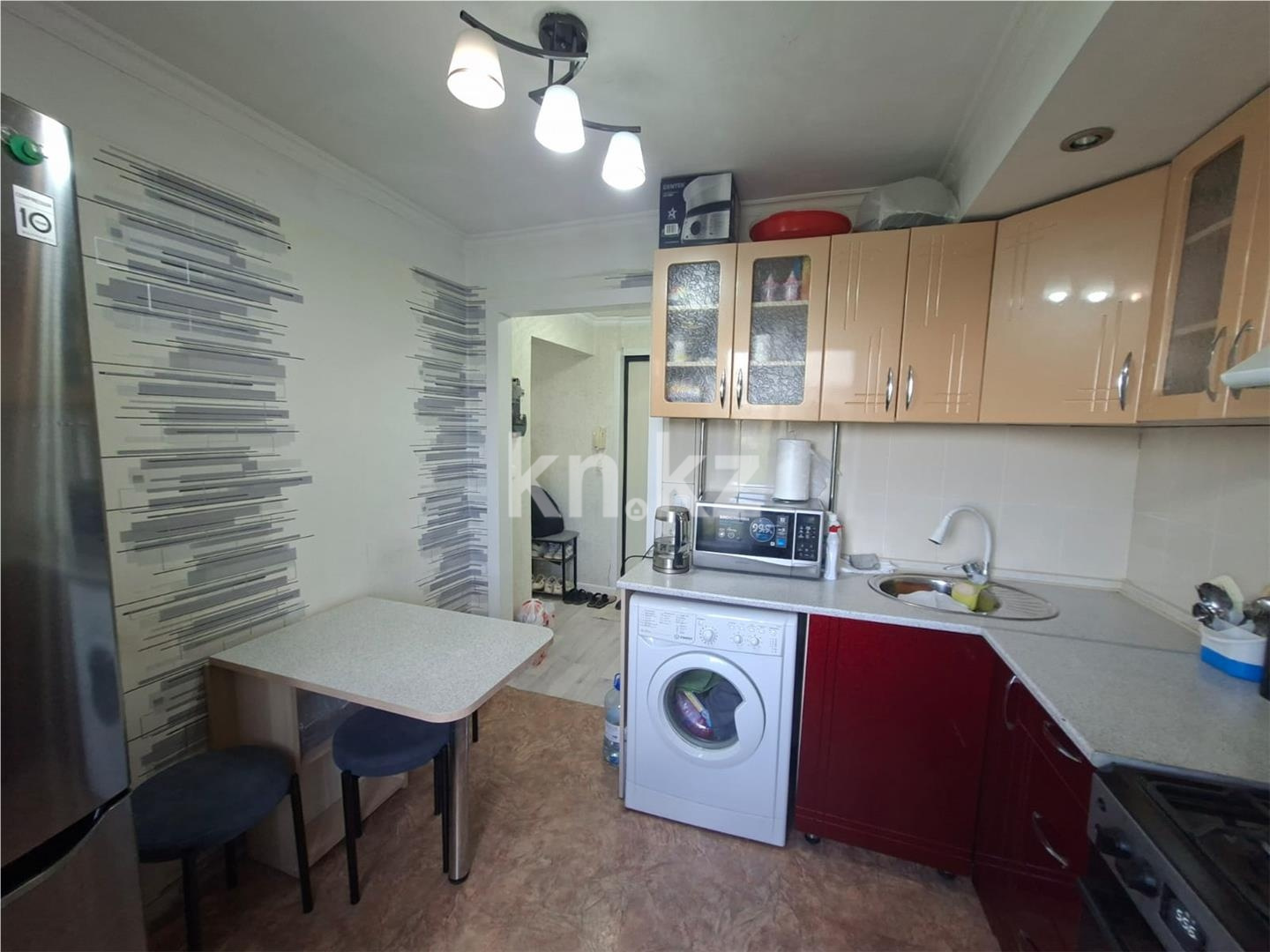 Продажа 2-комнатной квартиры, 42 м² - Недвижимость в Караганде - страница 2 фото 7 из 19