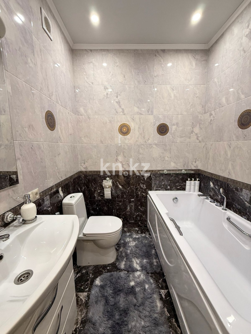 Продажа 4-комнатной квартиры, 106 м², ул. Куанышбаева, дом  9/2 - Продажа квартир в Казахстане фото 25 из 40