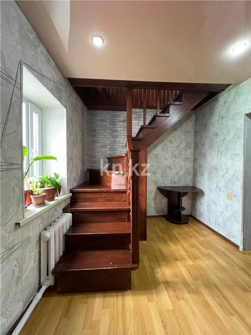 Продажа 5-комнатного дома, 180 м², ул. Гоголя - Продажа домов, коттеджей в Караганде с фото фото 14 из 33