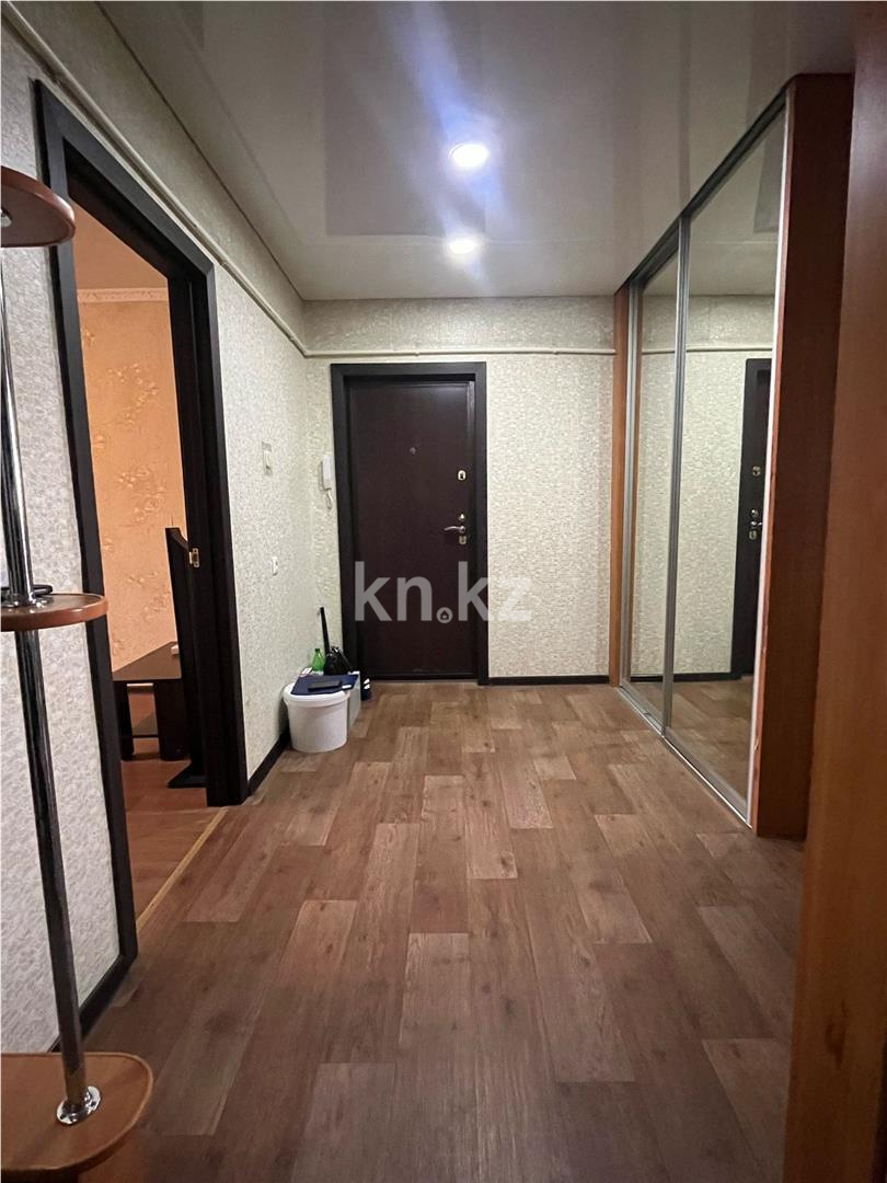 Продажа 3-комнатной квартиры, 74 м², мкр. 8-й мкр. - Продажа квартир в Темиртау фото 9 из 12