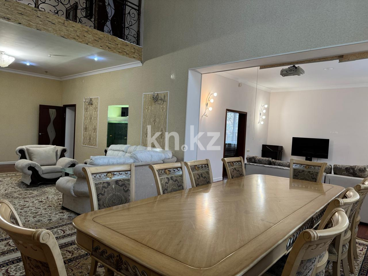 Аренда 8-комнатного дома, 400 м², ул. Кыз-Жибек - Аренда квартир помесячно в Казахстане фото 20 из 35